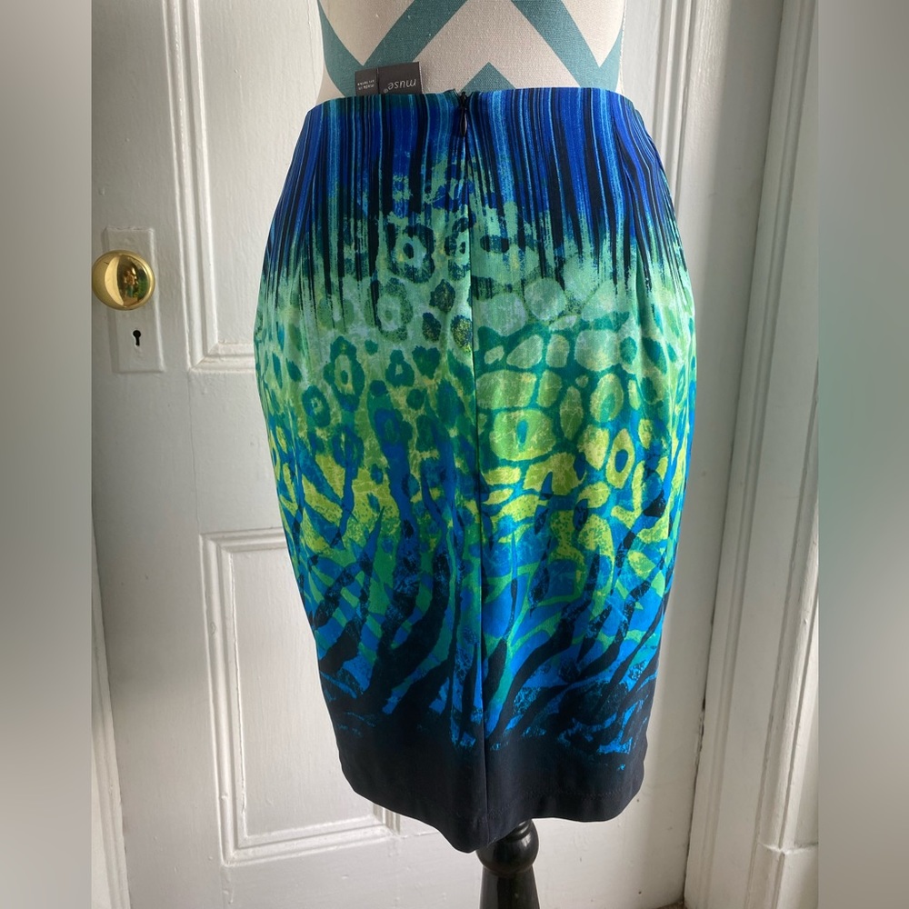 Muse stretch pencil skirt-size Sz 8us - Picture 5 of 6